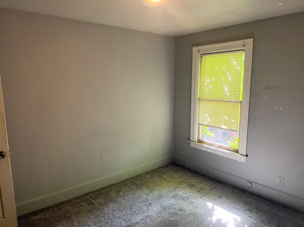 15095 Cruse St #2, Detroit, MI 48227