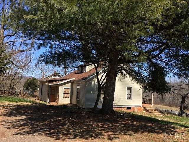 2nd image of 138 Cedar Gate Rd