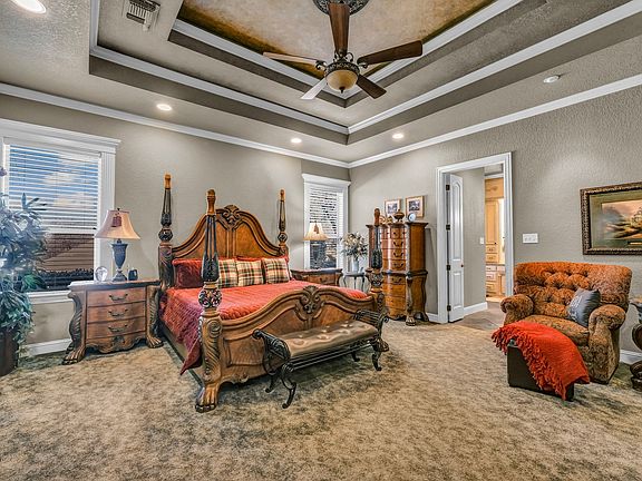 4th image of 115 Autumn Springs Ct