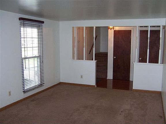 5th image of 7234 Old Troy Pike