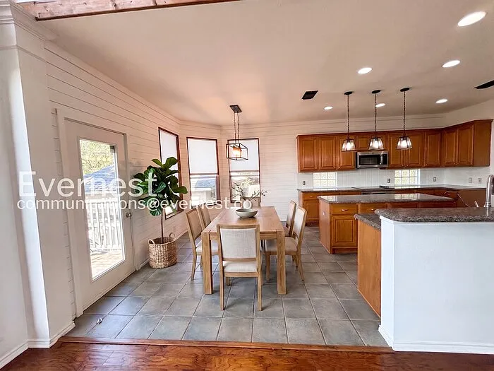 715 Belmark Ct — Photo 4