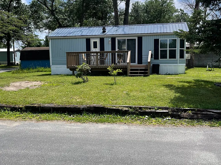 N6150 Julianna Rd #201 — Photo 1