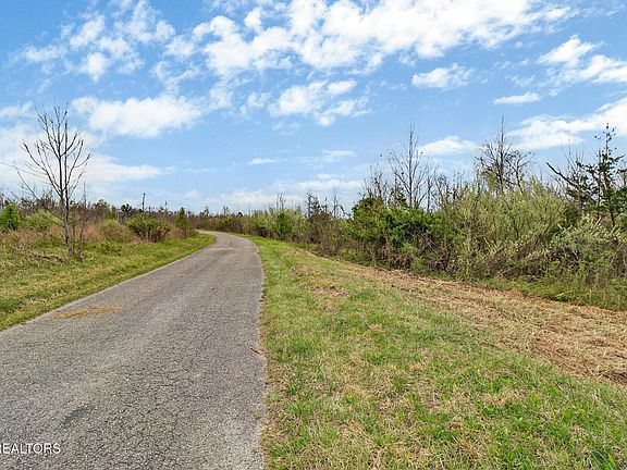 3rd image of 0 Grassy Knob Rd