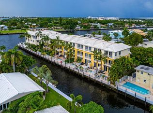 1043 S Riverside Dr, Pompano Beach, FL 33062