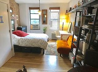225 W 16th St APT 4D, New York, NY 10011