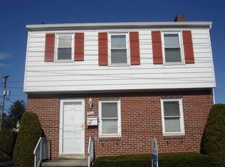 220 Pleasant St, Hanover, PA 17331