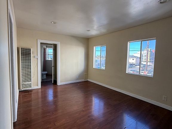 5th image of 6600 S Normandie Ave #4