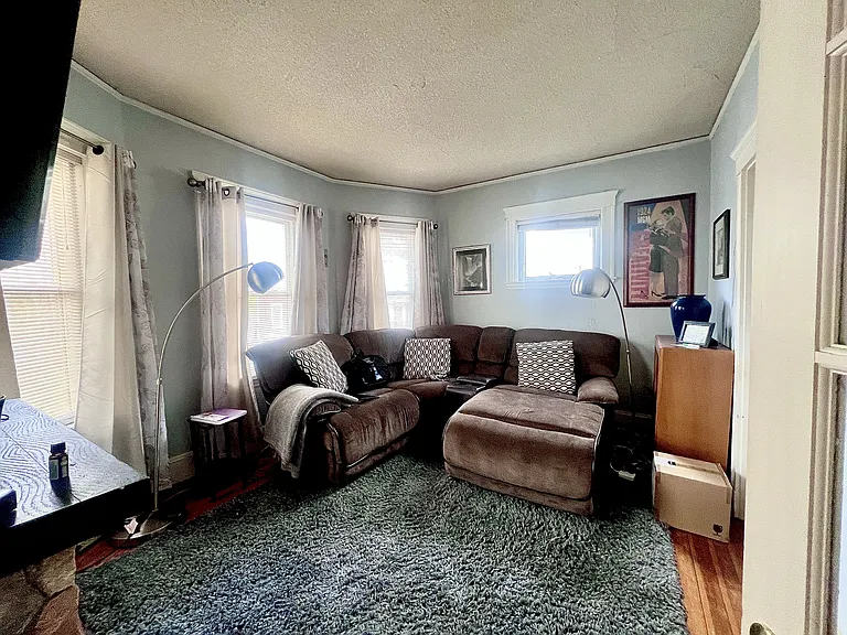 33 Oakland Rd #1 — Photo 6