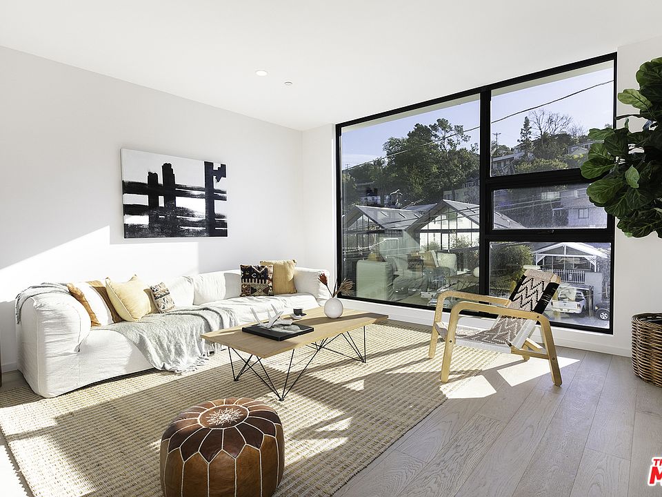 1st image of 2211 Glendale Blvd #3