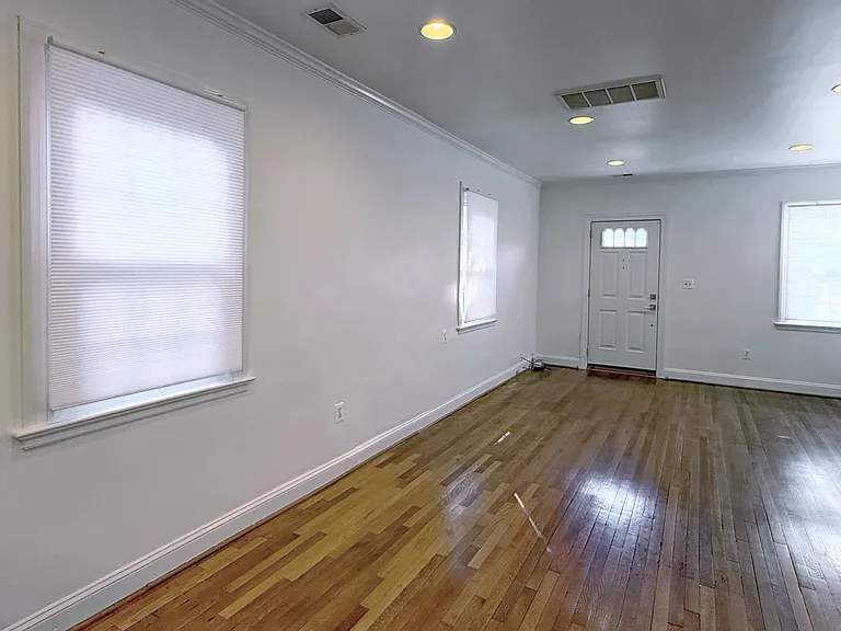 513 Schuyler Rd — Photo 8