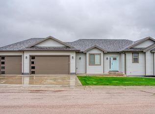 10 Murrey Ln, Gillette, WY 82718