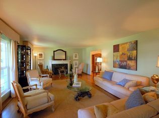 555 Shelby Ln, Los Altos, CA 94024