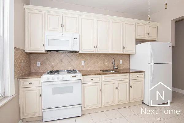 Rented by NextHome Empire | media 6