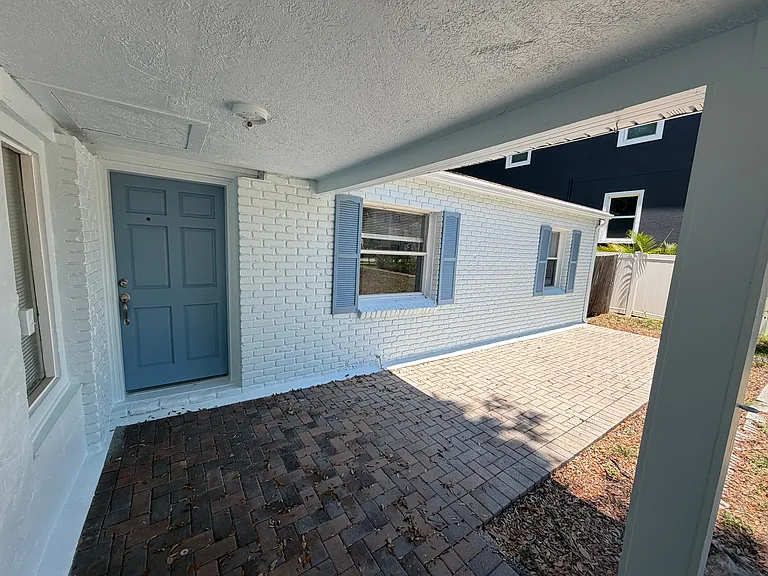 4713 W Knights Ave — Photo 5