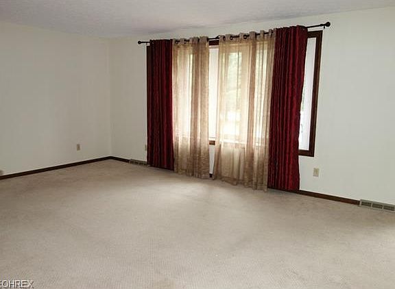 4th image of 7981 Cheryl Lane St NW