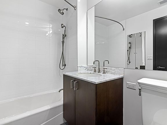 4th image of 21 W End Ave APT 2313