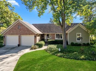 1020 Dockside Ct, Naperville, IL 60540