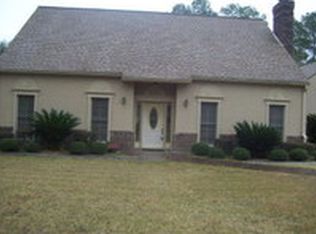 1284 Woods Rd, Waycross, GA 31501
