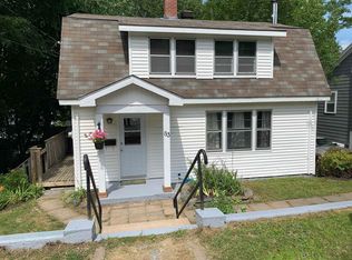 83 Scotia St, Bridgewater, NS B4V1E9