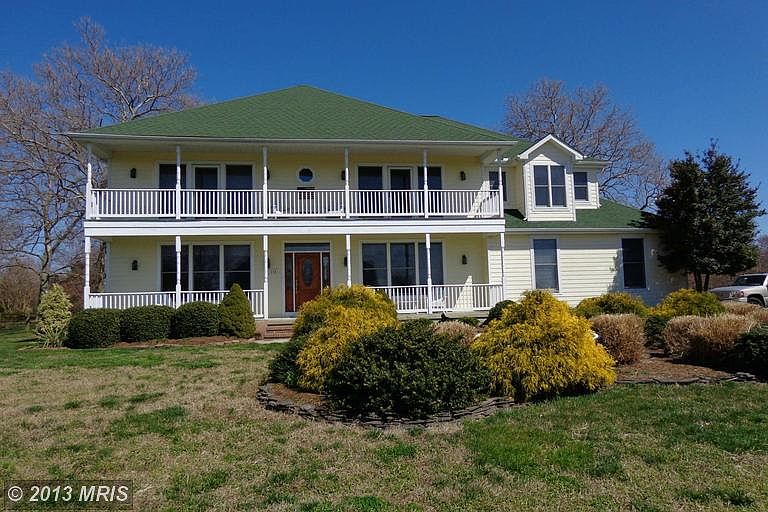 1st image of 218 Prospect Bay Dr W