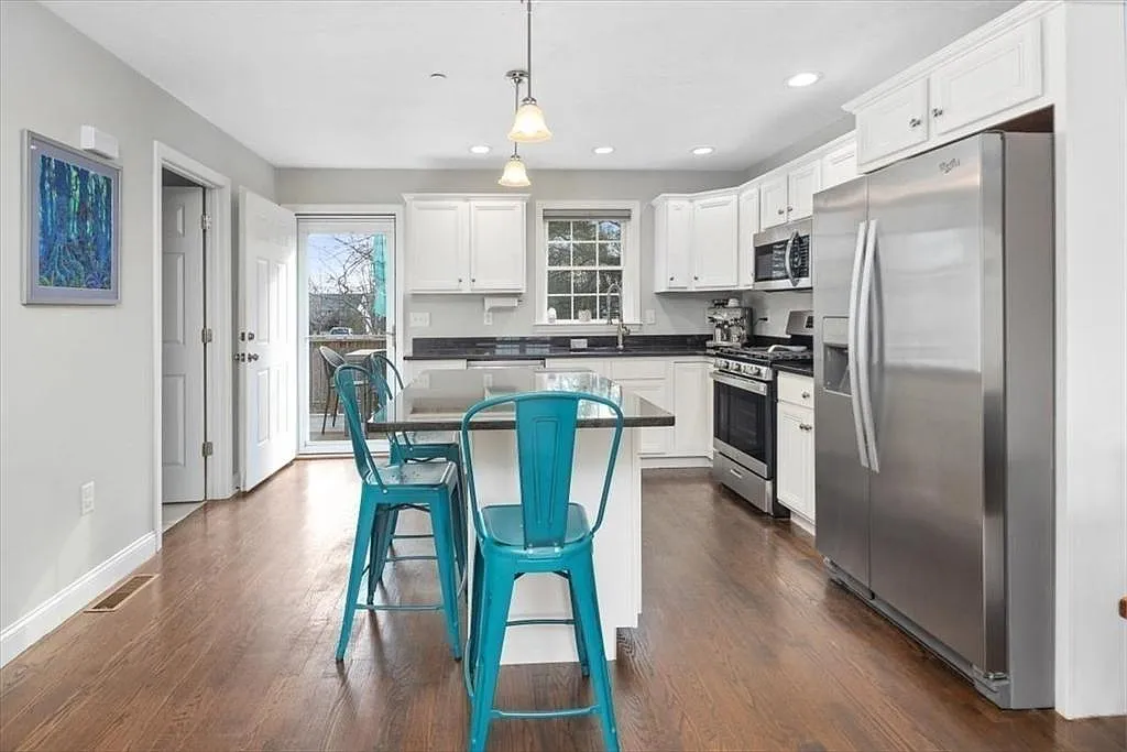 1 Paradise Ln — Photo 4