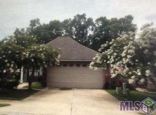 7594 Crepe Myrtle Ln, Denham Springs, LA 70706