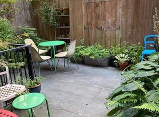 533 8th St APT 1R, Brooklyn, NY 11215