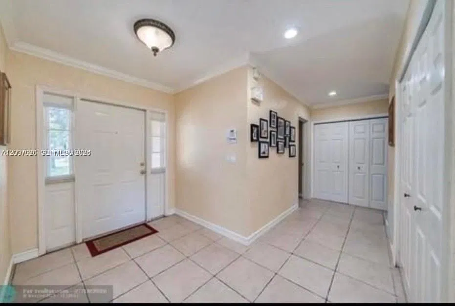 720 SW 64th Way