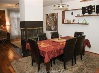 10 Chasemount Ct, Baltimore, MD 21209