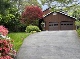 1 Nonantum Rd, Plymouth, MA 02360