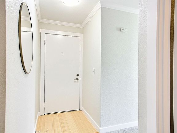 3rd image of 11807 100th Ave NE APT B102