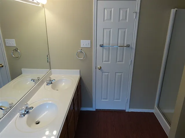 732 Fox Hunt Trl — Photo 9