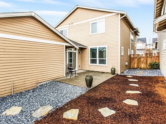 2nd image of 18548 97th Avenue Ct E