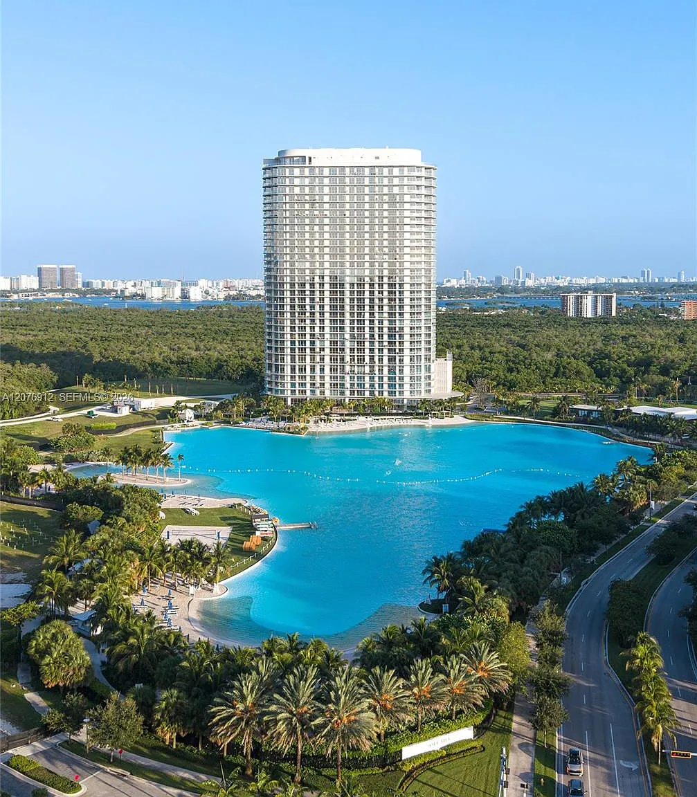 One Park Tower By Turnberr — Photo 2