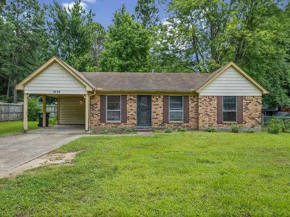 1032 Greencliff Rd, Collierville, TN 38017