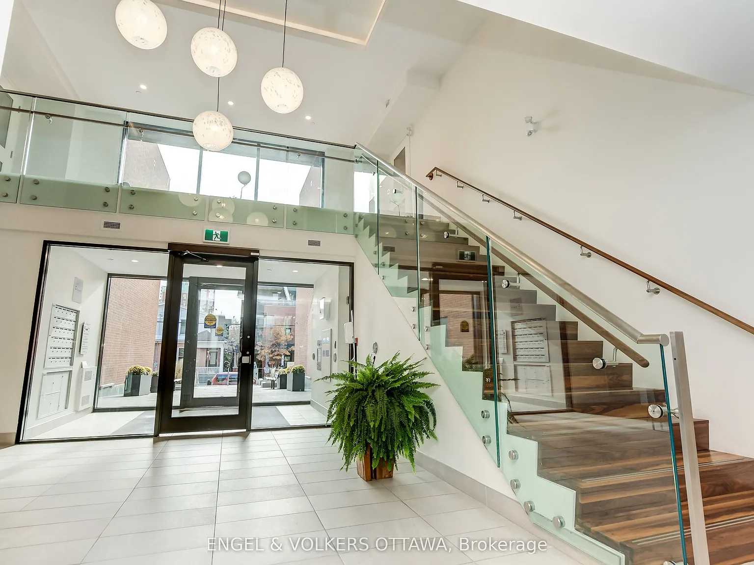 2 bed, $3,750 — Photo 3