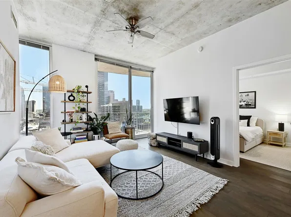360 Nueces St APT 1809, Austin, TX 78701