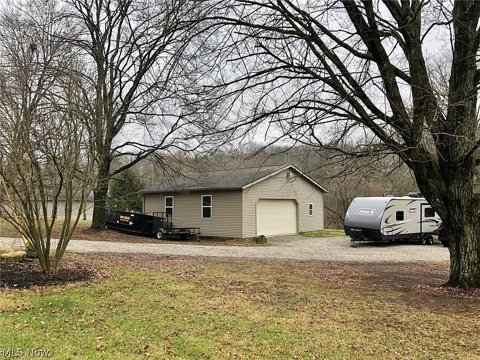 2nd image of 4919 Clear Creek Valley Rd