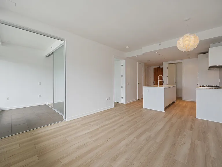 1661 Ontario St #611 — Photo 7
