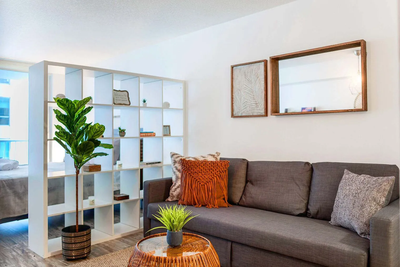 Studio, 1.0 bath, 419 sqft, $2,761 — Photo 2