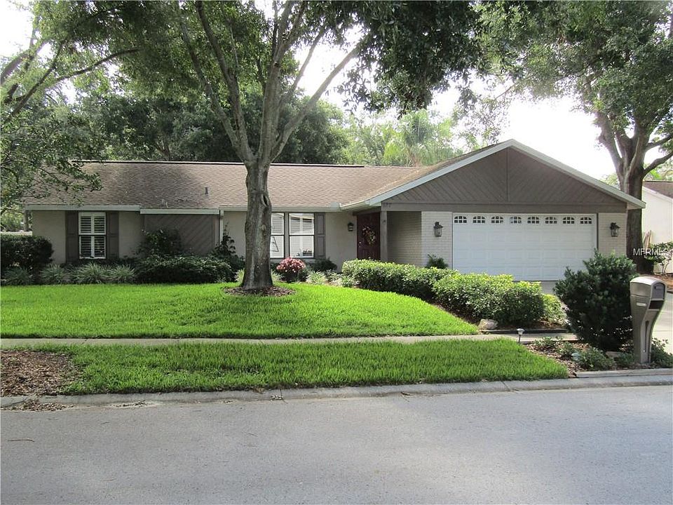 1st image of 577 Hammock Dr