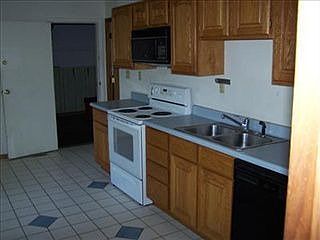 2nd image of 130 Vincent Ave