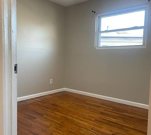 3rd image of 133 Spartan Ave Floor 2