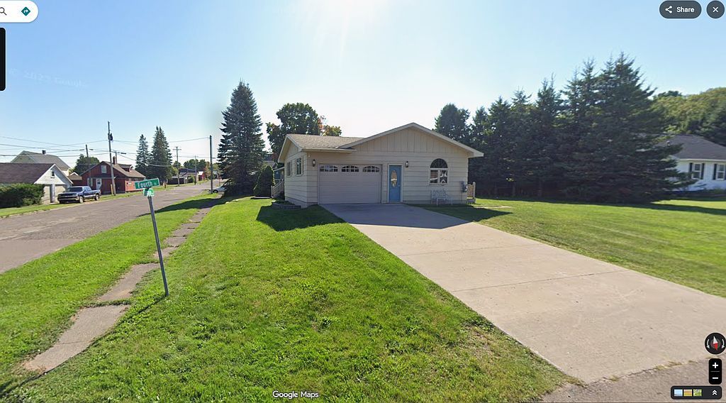 35 4th St - Property Image