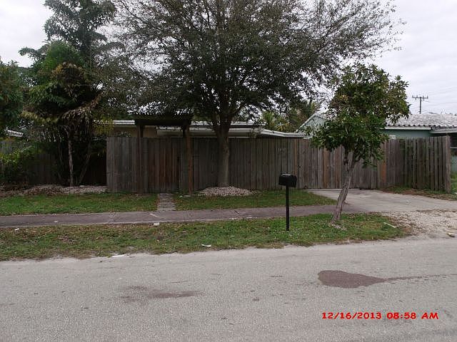 1st image of 1437 NW 3rd Ave