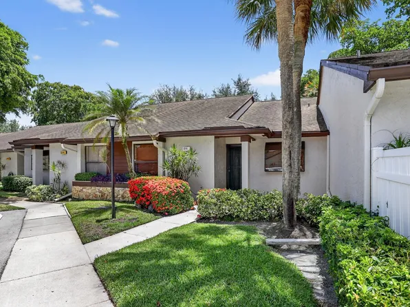 3204 Carambola Circle #0, Coconut Creek, FL 33066