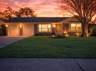 6510 Roos Rd, Houston, TX 77074