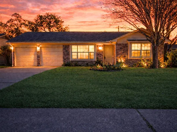 6510 Roos Rd, Houston, TX 77074