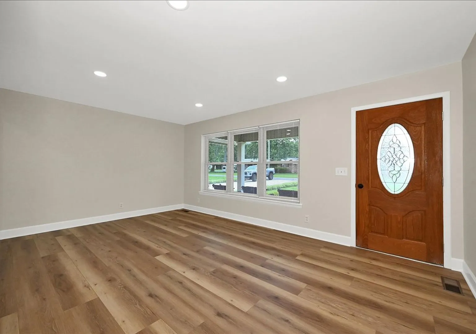 3 Bedroom, 2 Bath home. — Photo 3