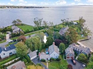 27 Half Moon Way, Stamford, CT 06902